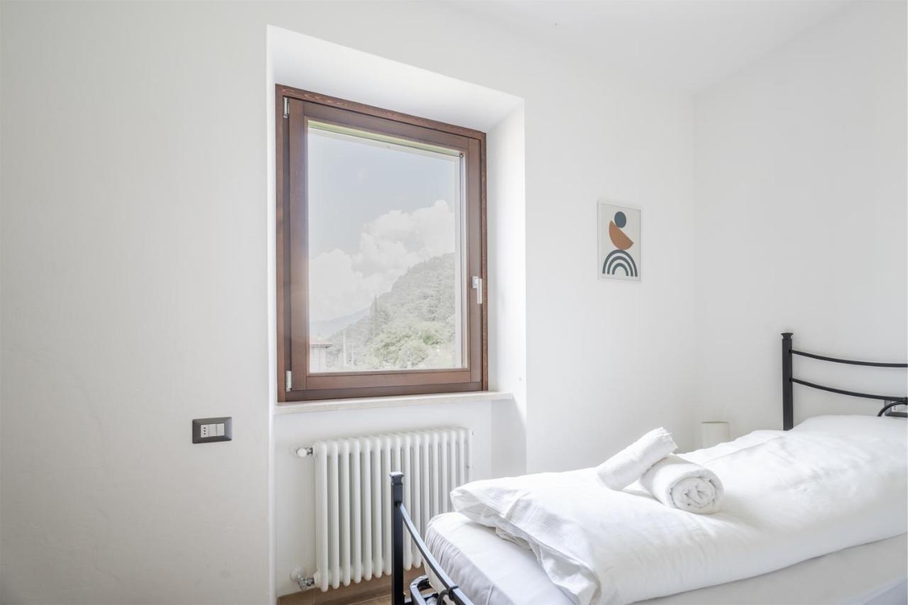Appartamento Casa Stefano Riva del Garda Esterno foto